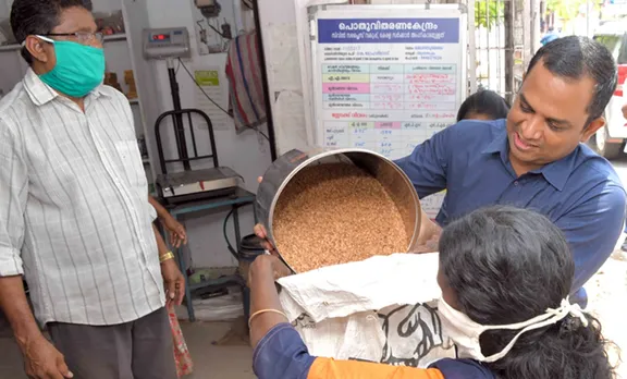 സംസ്ഥാനത്ത് വിഷുകിറ്റ് വിതരണം ഇന്ന് തുടങ്ങാന്‍ നീക്കം: പ്രത്യേക ഉത്തരവിറക്കിയാലും,അവധി ദിവസങ്ങളായ ഏപ്രില്‍ ഒന്നിനും രണ്ടിനും കടകള്‍ തുറക്കാനാകില്ലെന്ന് റേഷന്‍ വ്യാപാരികള്‍