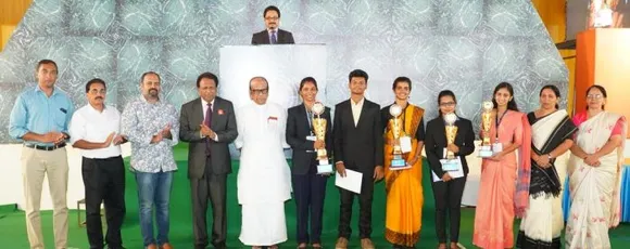 ലേബര്‍ ഇന്ത്യ സ്‌കൂൾ യു. എന്‍. അസംബ്ലി പുനരാവിഷ്‌ക്കാരം സമാപിച്ചു