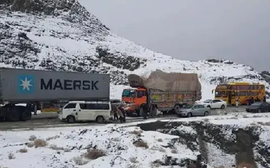 തണുത്തുറഞ്ഞ് അഫ്ഗാനിസ്ഥാന്‍; ജനം ദുരിതത്തില്‍; പൊലിഞ്ഞത് നിരവധി ജീവനുകള്‍