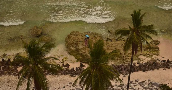 കടല്‍തീരത്ത് നിന്ന് 20 മീറ്റര്‍ പരിധിയിലുള്ള വീടുകള്‍ പൊളിച്ചുമാറ്റണമെന്ന വിവാദ ഉത്തരവ് റദ്ദാക്കി ലക്ഷദ്വീപ് ഭരണകൂടം