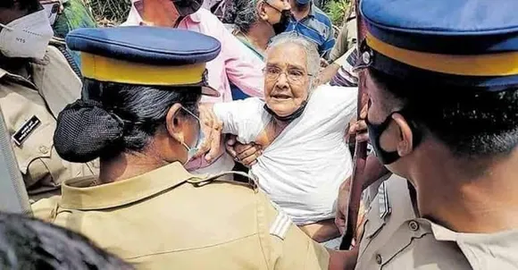 ഈ 'വികസന' യുദ്ധം ആർക്ക് വേണ്ടിയാണ്? പോലീസ് നരനായാട്ട് നിർത്തണം (പ്രതികരണം)