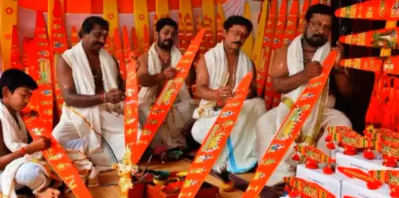 ഓണത്തല്ലും ഓണപ്പൊട്ടനും ഓണവില്ലും, വൈിധ്യങ്ങളുടെ ഓണവിശേഷങ്ങള്‍