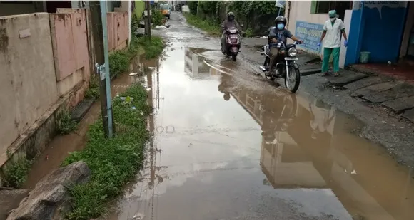 മഴ വന്നതോടെ പാലക്കാട് നഗരത്തിലെ ഊടുവഴികളിൽ വെള്ളപൊക്കo