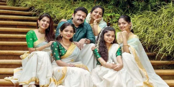 വീ​ട്ടി​ലെ മി​ക​ച്ച യുട്യൂ​ബ​ർ ഞാ​ൻത​ന്നെ​യാ​ണ്, കാരണം..! അ​ഹാ​ന കൃ​ഷ്ണ പറയുന്നു…