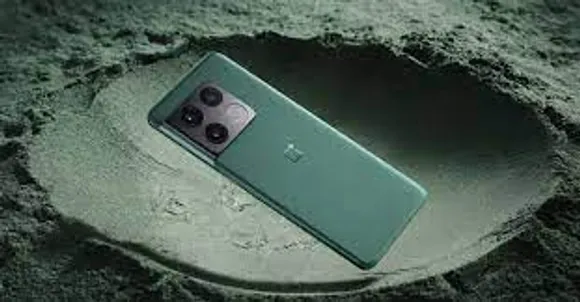 വണ്‍പ്ലസിന്റെ പുതിയ സ്മാര്‍ട്ട് ഫോണ്‍ വണ്‍പ്ലസ് 10 പ്രോ വിപണിയിൽ അവതരിപ്പിച്ചു