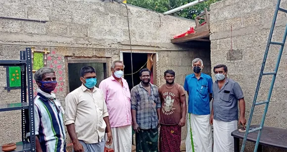 കൊറോണ ബാധിതരായ കുടുംബത്തിന് വീട് പുനർനിർമ്മിച്ച് നല്കി എഐവൈഎഫ് സ്നേഹതീരം