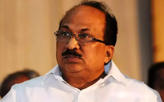 സി.പി.എം സമ്മേളന വേദിയില്‍ പങ്കെടുക്കുന്ന ആദ്യ കോണ്‍ഗ്രസുകാരന്‍ ഞാനല്ല, നിലപാടില്‍ ഉറച്ചുനില്‍ക്കുന്നു! കെ വി തോമസ് എഐസിസിക്ക് വിശദീകരണം നല‍്കി