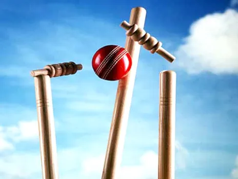 ഇതും ക്രിക്കറ്റ് തന്നെ ! മലപ്പുറത്ത് 4 റണ്ണിന് മുഴുവൻ ടീമും ഔട്ട്. 4 റണ്ണുകളും എക്സ്ട്രാ. ഒരാളും അക്കൗണ്ട് തുറന്നില്ല !