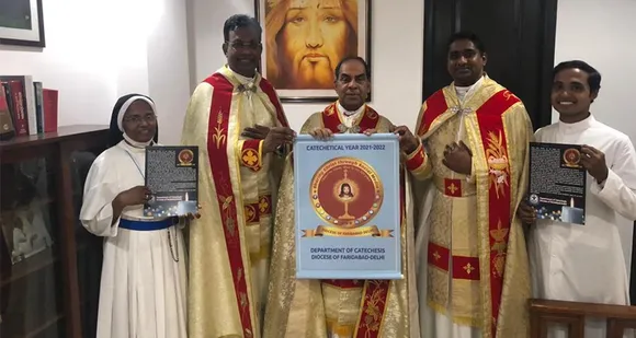 ഫരിദാബാദ് രൂപത വിശ്വാസ പരിശീലനത്തിന്റെ പുതിയ ആപ്തവാക്യം അടങ്ങിയ ലോഗൊ പ്രകാശനം ചെയ്തു