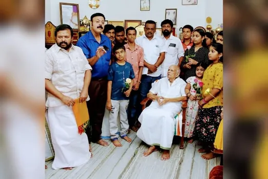 വിഷു കൈനീട്ടമായി പട്ടം സനിത്തിന്റെ പാട്ട്