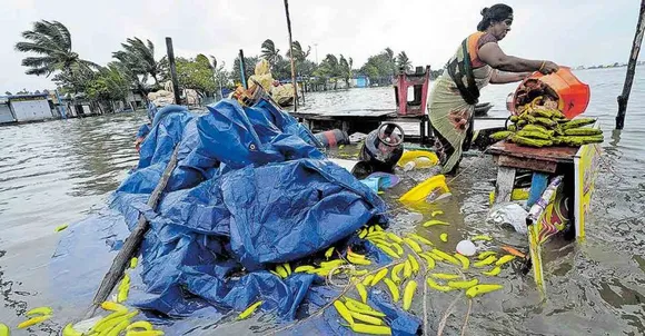 മാൻഡോസ് ചുഴലിക്കാറ്റിനു മുന്നിൽ പതറാതെ തമിഴ്നാട്; കൃത്യമായ മുന്നൊരുക്കങ്ങളിലൂടെയും ഉടനടിയുള്ള രക്ഷാപ്രവർത്തനങ്ങളിലൂടെയും രാജ്യത്തിനു മാതൃകയായി