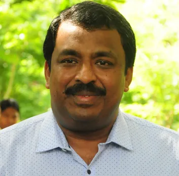 ജില്ലയിൽ കൊറോണ സ്ഥിരീകരിച്ച രോഗിയുമായി സമ്പർക്കം പുലർത്തിയവർ 385 പേരാണെന്ന് ജില്ലാ കളക്ടർ എസ്. ഷാനവാസ് വാർത്താസമ്മേളനത്തിൽ അറിയിച്ചു.