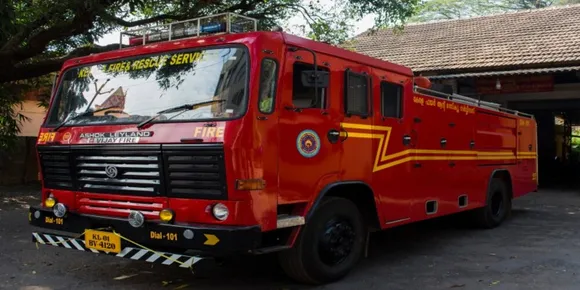 വ​യ​നാ​ട് വ​ന്യ​ജീ​വി സ​ങ്കേ​ത​ത്തി​ല്‍ തീ​പി​ടി​ത്തം; തീ​യ​ണ​ച്ച​ത് മ​ണി​ക്കൂ​റുകൾ നീ​ണ്ട പരിശ്രമത്തിനൊടുവിൽ