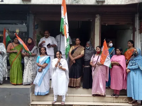 കേന്ദ്ര - സംസ്ഥാന സർക്കാരുകളുടെ ജനദ്രോഹ നടപടികൾക്കെതിരെ മഹിളാ കോൺഗ്രസ് പ്രതിഷേധ ധർണ്ണ സംഘടിപ്പിച്ചു