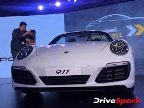പുതിയ 911 കരേര ടിയെ പോർഷെ അവതരിപ്പിച്ചു; 380bhp കരുത്തും 450Nm ടോര്‍ക്കും ഉത്പാദിപ്പിക്കുന്ന ഇരട്ട-ടർബോചാർജ്ഡ് എഞ്ചിനടങ്ങിയ പുതിയ 911 കരേര ടി വിശേഷങ്ങളിലേക്ക്..