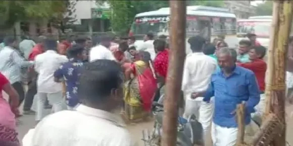 പായസത്തിന് രുചി പോരാ ; വധുവിന്‍റെ വീട്ടുകാർക്ക് നേരെ പായസം എറിഞ്ഞു ; വിവാഹനിശ്ചയച്ചടങ്ങ് വേദിയില്‍ കൂട്ടത്തല്ല്