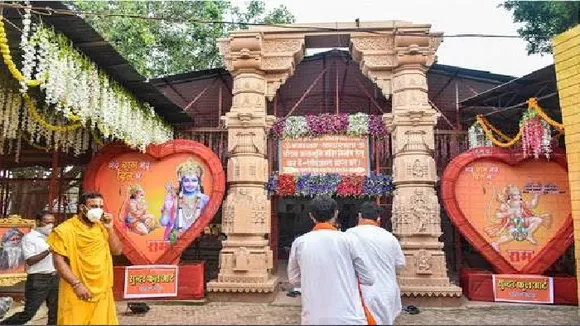 രാമക്ഷേത്ര നിർമ്മാണത്തിന് ഇന്ന് ഔപചാരിക തുടക്കം; ഭൂമിപൂജ ഇന്ന്, വെള്ളി ശില പാകി തുടക്കം; പ്രധാനമന്ത്രി പാരിജാതത്തൈ നടും