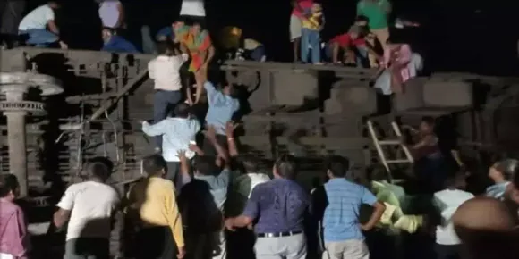 ഒഡീഷയിലെ ബാലസോറിൽ ട്രെയിനുകൾ കൂട്ടിയിടിച്ചു; ആറ് പേര്‍ മരിച്ചു, നിരവധി പേര്‍ക്ക് ഗുരുതര പരിക്ക്