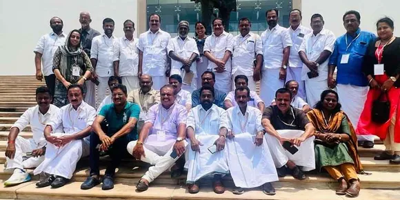 ദില്ലി കോൺഗ്രസ്‌ പഞ്ചായത്തീ രാജ് സമ്മേളനത്തിൽ 43 അംഗ നേതൃ പടയുമായി എം. മുരളി എക്സ് എംഎൽഎ