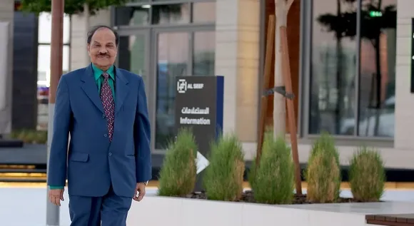കുവൈറ്റിലെത്തിയത് വഴിത്തിരിവായി, പിന്നീട് 'അറ്റ്‌ലസ് ജ്വല്ലറി'യിലൂടെ ജനഹൃദയത്തിലേക്ക്; 'ജനകോടികളുടെ വിശ്വസ്തസ്ഥാപനം' എന്ന പരസ്യം മലയാളി എങ്ങനെ മറക്കാന്‍? ചലച്ചിത്രരംഗത്തും വ്യക്തിമുദ്ര പതിപ്പിച്ച ബഹുമുഖ പ്രതിഭയായിരുന്നു അറ്റ്‌ലസ് രാമചന്ദ്രന്‍; ജീവിതത്തില്‍ ഉയര്‍ച്ചയും താഴ്ചയും അനുഭവിച്ച വ്യക്തി ! തിരിച്ചുവരവിന് ശ്രമിക്കവെ 80-ാം വയസില്‍ അന്ത്യം! തകര്‍ന്നു പോയാലും തളര്‍ന്നു പോകരുതെന്ന് പഠിപ്പിച്ച അറ്റ്‌ലസ് രാമചന്ദ്രന്‍ വിടവാങ്ങുമ്പോള്‍