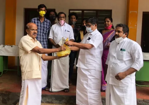 ഓൺലൈൻ പഠനത്തിന് ബുദ്ധിമുട്ടുന്ന വിദ്യാർത്ഥികളെ സഹായിക്കാൻ ബിരിയാണി ചലഞ്ച് സംഘടിപ്പിച്ച് യൂത്ത് കോൺഗ്രസ്