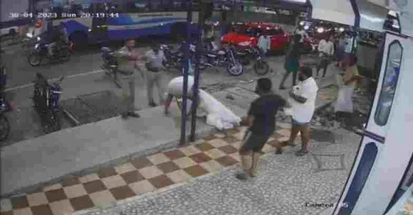 ബിജെപി പ്രവര്‍ത്തകര്‍ തമ്മില്‍ ഏറ്റുമുട്ടി, നേതാക്കള്‍ക്ക് പരിക്ക്; സംഭവം തമിഴ്‌നാട്ടില്‍