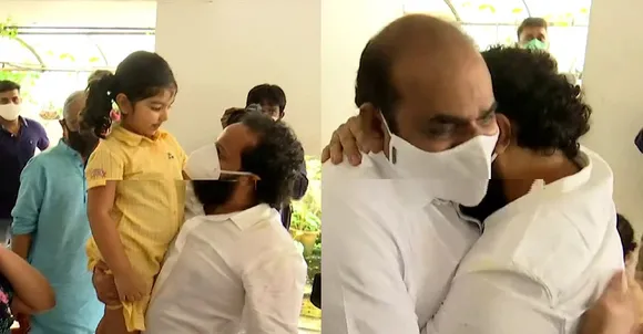 ബിനീഷ് കോടിയേരി തിരുവനന്തപുരത്തെ വീട്ടിലെത്തി; ഒരു കൊല്ലത്തിനുശേഷം മകനെ കണ്ടതിന്‍റെ ആശ്വാസമുണ്ടെന്ന് കോടിയേരി, കേസ് കോടതിയിലായതിനാല്‍ പ്രതികരിക്കുന്നില്ല