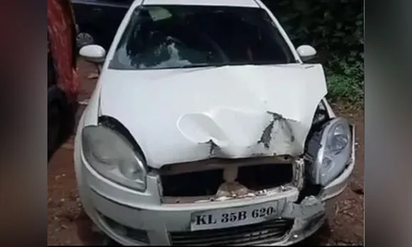 പാലായില്‍ 4 കി.മീറ്ററിനുള്ളില്‍ ചൊവ്വാഴ്ച മാത്രം നടന്നത് 3 അപകട മരണങ്ങള്‍. ഒരു മാസം പാലായിലുണ്ടായത് 8 മരണങ്ങളും 19 പേര്‍ക്ക് പരിക്കും. വില്ലനായത് അമിത വേഗതയും അശ്രദ്ധയും. പോലീസും മോട്ടോര്‍വാഹന വകുപ്പും ആകെ ചെയ്യുന്നത് സീറ്റ് ബെല്‍റ്റ് - ഹെല്‍മറ്റ് പിരിവെടുക്കല്‍ മാത്രം. തകര്‍ന്ന നഗരപാതകളിലൂടെ ശ്രദ്ധയോടെ സഞ്ചരിച്ചാല്‍ പോലും കുഴിയില്‍ വീഴും. റോഡ് നന്നാക്കാനാളില്ല. ആരെങ്കിലും ഇടപെട്ട് റോഡിന് ഫണ്ടനുവദിച്ചാല്‍ അത് ഞാന്‍ പറഞ്ഞിട്ടാണെന്നു പറയാൻ മമ്മൂഞ്ഞുമാരെത്തും - എന്ന് നന്നാകുമോ പാലാ ?