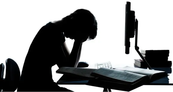 സ്ഫടികത്തിലെ ചാക്കോ മാഷും ആട് തോമയും വെറും കഥാപാത്രങ്ങള്‍ മാത്രമല്ല, ഒരു ശാസ്ത്രജ്ഞനാകേണ്ടിയിരുന്ന കുട്ടി ആട് തോമയായി മാറിയത് വലിയൊരു പാഠമായിരുന്നു. മാര്‍ക്ക് കുറഞ്ഞവരെ മണ്ടനെന്ന് വിളിക്കരുത് ! മള്‍ട്ടിപ്പിള്‍ ഇന്‍റലിജന്‍സില്‍ ഒന്‍പതാമതൊരു വിഭാഗം കൂടിയുണ്ട് - നിലനില്‍പ്പിനായുള്ള ബുദ്ധിവൈഭവമാണിത് ! നിങ്ങളുടെ കുട്ടി മണ്ടനല്ല, ജീനിയസാണെന്ന് തിരിച്ചറിയുന്നതെങ്ങനെ ?