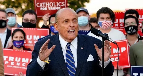 ഇംപീച്ച്‌മെന്റിനെതിരെ പ്രതിരോധിക്കാൻ ട്രംപ് റൂഡി ജിയുലിയാനിയെ സമീപിക്കാന്‍ സാധ്യത