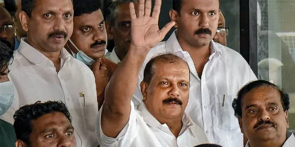 വായില്‍ നിന്ന് വന്ന വിദ്വേഷപ്രസംഗം പി.സിയെ കാര്‍ന്നുതിന്നുന്നു; നാളെ വീണ്ടും ചോദ്യം ചെയ്യലിന് ഹാജരാകാന്‍ നോട്ടീസ്‌