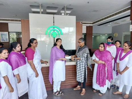 വനിതാദിനത്തിൽ സി.സി.എസ്.സി.ബി വനിതയിൽ നിന്നും നിക്ഷേപം സ്വീകരിച്ച് സമാഹരണ യജ്ഞം നടത്തി