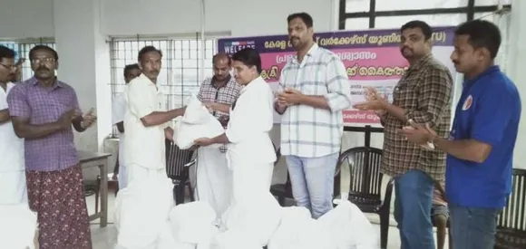 ആക്രി തൊഴിലാളികൾക്ക് ഭക്ഷണക്കിറ്റ് വിതരണം പെയ്തു