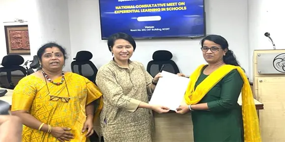 ദേശീയ ശ്രദ്ധ ആകർഷിച്ച് ചാത്തന്നൂർ കോയിപ്പാട് സ്കൂളിൻ്റെ 'തേൻ മലയാളം'