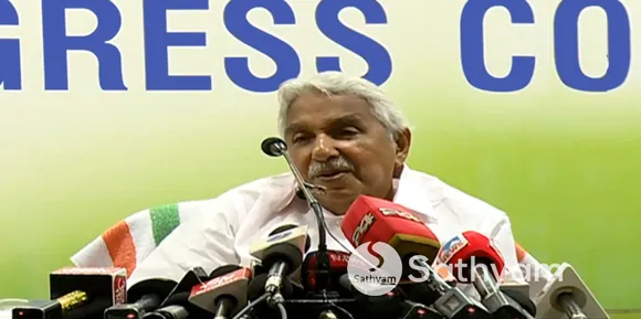 ഇടവേളയ്ക്കുശേഷം കരുത്തോടെ വീണ്ടും ഉമ്മന്‍ചാണ്ടി