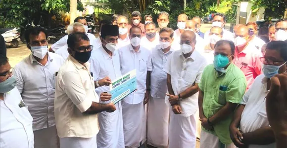 റിയാദ് കെ എം സി സി സെൻട്രൽ കമ്മിറ്റി പ്രവാസി കുടുംബ സുരക്ഷ പദ്ധതി വിഹിതം അവകാശികൾക്ക് വിതരണം ചെയ്തു