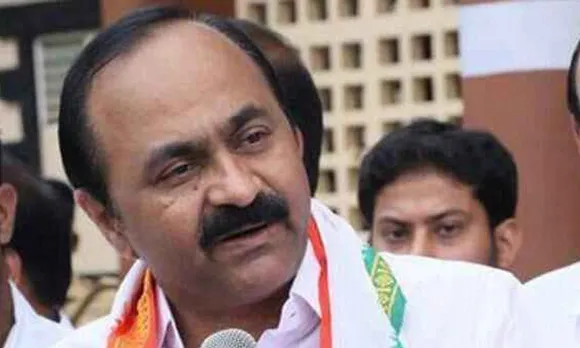 സ്വര്‍ണകടത്ത് കേസ് :  കേരളത്തിലെ സിപിഎമ്മും സംഘപരിവാറും ഒറ്റക്കെട്ടെന്ന്  പ്രതിപക്ഷ നേതാവ്