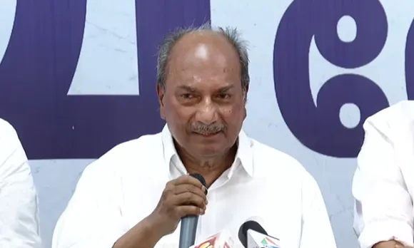 കടലിലെ വെല്ലുവിളികൾ നേരിടാന്‍ ഐഎൻഎസ് വിക്രാന്ത് അനിവാര്യം; രാജ്യത്തിന് അഭിമാനമെന്നും എകെ ആന്‍റണി