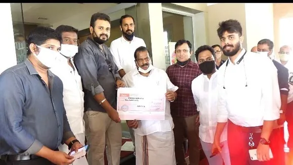 എഐഇസിസിഎ സ്വരൂപിച്ച കോവിഡ് 19 റിലീഫ് ഫണ്ട് മന്ത്രി ഇ.പി ജയരാജന് കൈമാറി