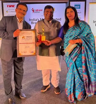 കേരള ആയുർ ആരോഗ്യ പഞ്ചകർമ ക്ലിനിക്കിന് ഹെൽത്ത് കെയർ വിഭാഗത്തിൽ 2022 ലെ ഇന്ത്യയിലെ ഏറ്റവും വിശ്വസനീയമായ ബ്രാൻഡിനുള്ള അവാർഡ്