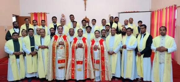 പുരോഹിതർ ഭവനങ്ങൾ സന്ദർശിക്കുമ്പോൾ പ്രാർത്ഥിക്കണം - ആർച്ച് ബിഷപ്പ് കുര്യാക്കോസ് ഭരണികുളങ്ങര