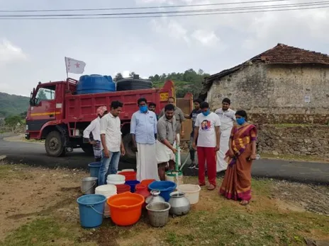 ഡി. വൈ. എഫ്. ഐ മൂലമറ്റം മേഖല കമ്മിറ്റിയുടെ ആഭിമുഖ്യത്തിൽ കുടിവെള്ള വിതരണം നടത്തി