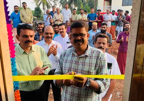 കെഇഎ കുവൈറ്റ് ഗാഡിഗുഡ്ഡെയിൽ ആരംഭിച്ച സഗീർ തൃക്കരിപ്പൂർ മെമ്മോറിയൽ കുടിവെള്ള പദ്ധതി കാറഡുക്ക ബ്ലോക്ക് പഞ്ചായത്ത് പ്രസിഡന്റ് സിജി മാത്യു നാടിന് സമർപ്പിച്ചു