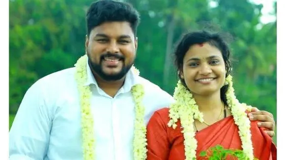 മതേതര സമൂഹമായ കേരളത്തില്‍ പരസ്പരം ഇഷ്ടപ്പെട്ടു വിവാഹം കഴിക്കുന്ന രണ്ടു പേരുടെ അവകാശത്തില്‍ ഇടപെടാന്‍ മതത്തിനോ സമുദായത്തിനോ ജാതിക്കോ ഒരധികാരവുമില്ല; രാഷ്ട്രീയ പാര്‍ട്ടികള്‍ക്ക് ഇതില്‍ ഒരു കാര്യവുമില്ല; സംസ്ഥാന പോലീസും കേന്ദ്ര ഏജന്‍സികളും ഏറെ അന്വേഷിച്ചു തള്ളിക്കളഞ്ഞ ലൗ ജിഹാദ് വിഷയം ഉയര്‍ത്തിക്കൊണ്ടു വരുന്നത് സ്ഥാപിത താല്‍പ്പര്യക്കാരാണ്; കേരള സമൂഹം ഇതു പ്രത്യേകം ഓര്‍ക്കണം-മുഖപ്രസംഗത്തില്‍ ജേക്കബ് ജോര്‍ജ്