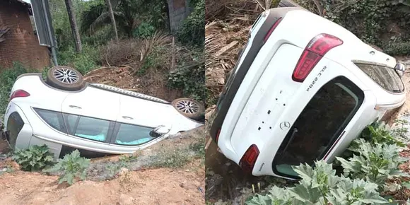 പാലക്കാട് - കോഴിക്കോട് ദേശീയപാതയിൽ പന്നിയംപാടത്ത് കാർ മറിഞ്ഞ് അപകടം. ആളപായമില്ല