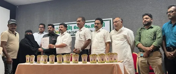 ഹജ്ജ് വളണ്ടിയർമാരെ ജിദ്ദ - കോട്ടക്കൽ മണ്ഡലം കെ എം സി സി അനുമോദിച്ചു