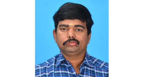 സംസ്ഥാനത്തെ ഏറ്റവും മികച്ച ഭിന്നശേഷിക്കാരനായ ഉദ്യോഗസ്ഥനുള്ള അവാർഡ് തോലനൂർ ഗവ ഹൈസ്കൂൾ അധ്യാപകൻ അജേഷിന്