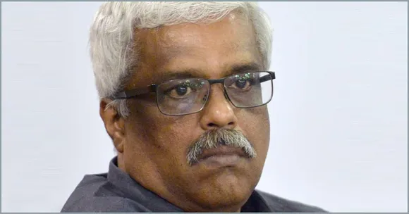 സ്വര്‍ണക്കടത്ത് കേസ്: ശിവശങ്കറിനെ എന്‍ഐഎ ചോദ്യം ചെയ്തത് അഞ്ച് മണിക്കൂര്‍; ശിവശങ്കര്‍ വീട്ടിലേക്ക് മടങ്ങി