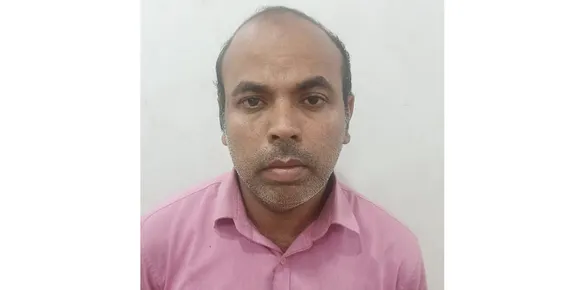 കോട്ടയത്ത് പ്രാർത്ഥനയ്ക്കായി പള്ളിയില്‍ കയറിയ വിദ്യാർത്ഥിനിയുടെ ബാഗ് മോഷ്ടിച്ചയാൾ പിടിയിൽ