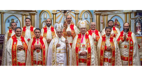 പൗരോഹിത്യ റൂബി ജൂബിലി ആഘോഷിക്കുന്ന മുത്തോലത്തച്ചന് ആദരവും പ്രാർത്ഥനാ മംഗളങ്ങളും നേർന്ന് ആഗോള ക്നാനായ സമൂഹം...